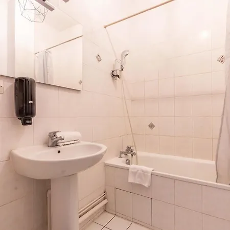 Apartamento F2 Court Metrage Centre Clermont-fd *